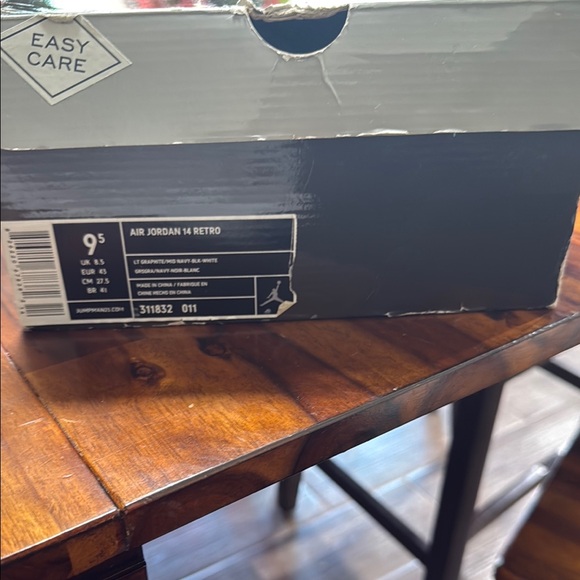 Jordan Blue and White Athletic Shoes with Padded Collar - Picture 7 of 8